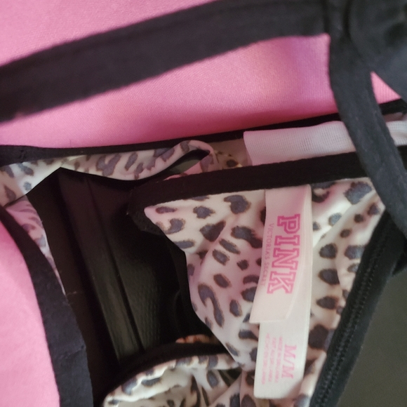 Pink sports bra - Picture 5 of 6